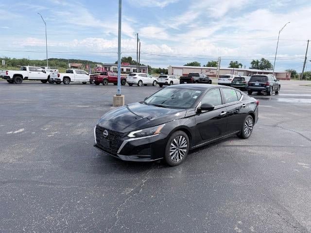 Used 2025 Nissan Altima 2.5 SV