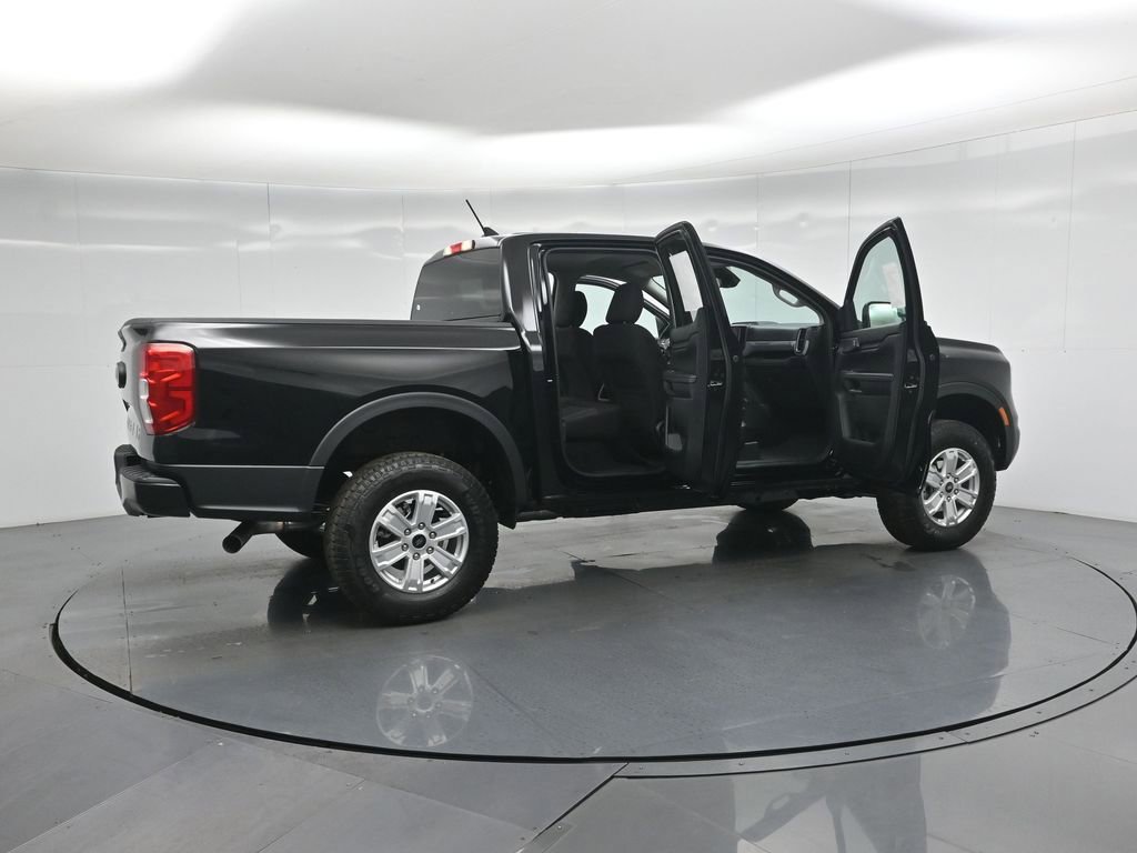 Used 2025 Ford Ranger XL image 4