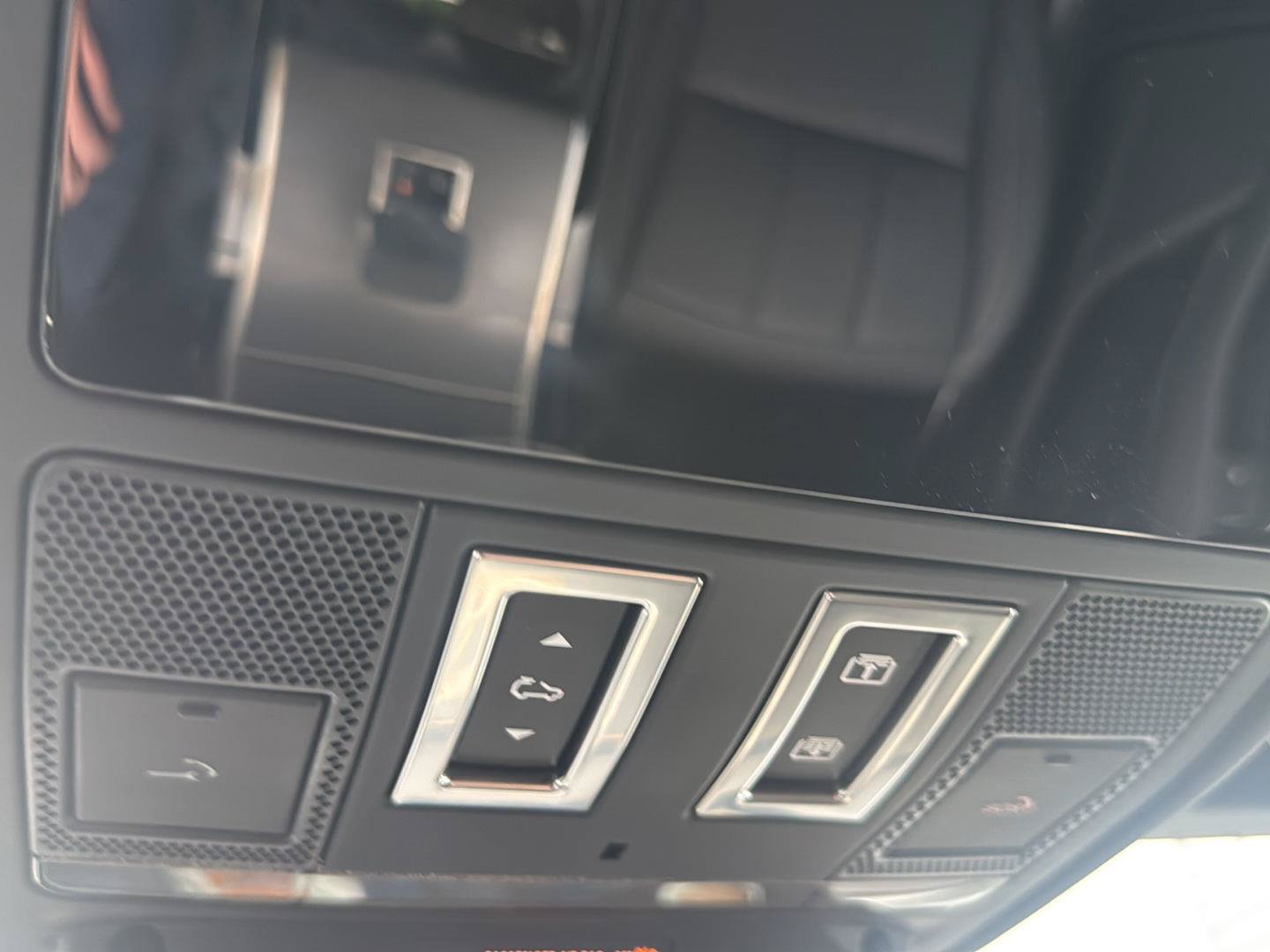 New 2026 Land Rover Range Rover Evoque S AWD/4WD image 31