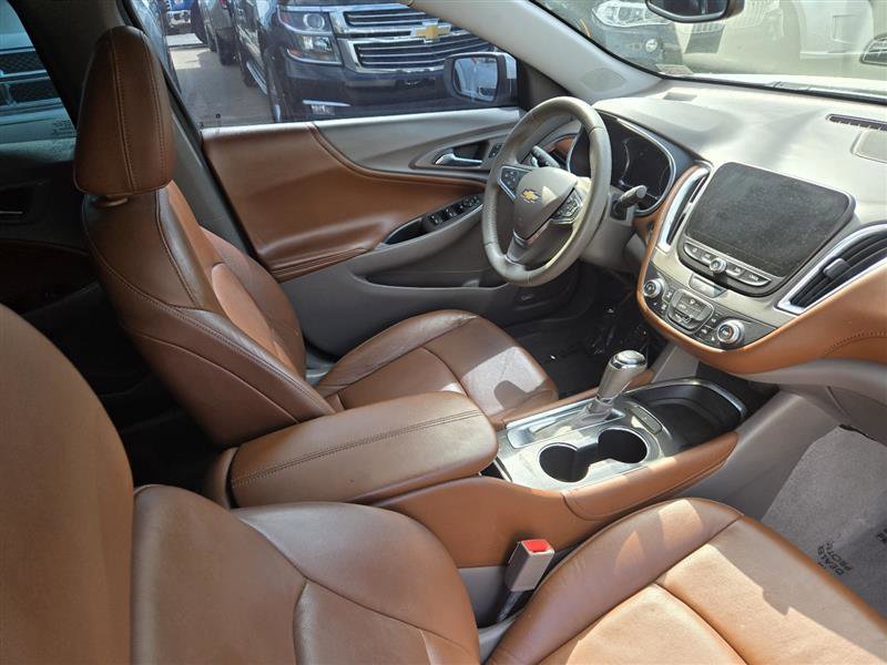 Used 2016 Chevrolet Malibu LT w/ Leather Package image 19