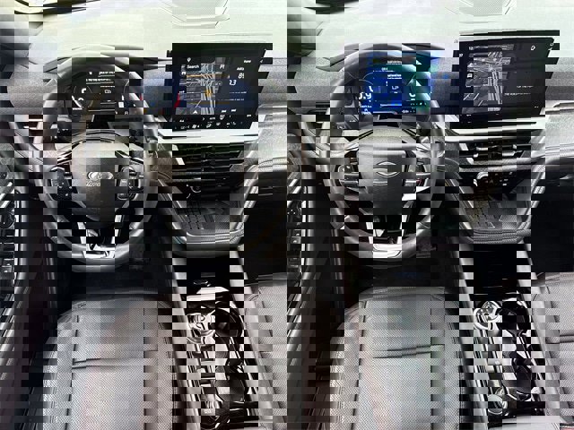 Used 2025 Ford Explorer Platinum w/ LUX Leather Package image 12