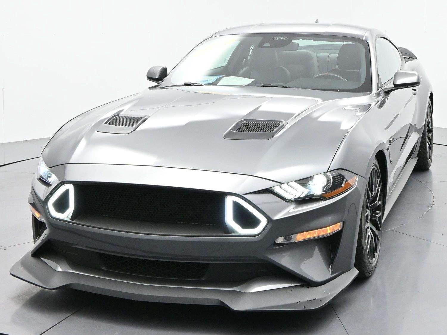 Used 2022 Ford Mustang GT w/ GT Performance Package RWD image 3
