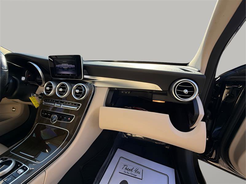 Used 2018 Mercedes-Benz C 300 Sedan w/ Premium Package image 31