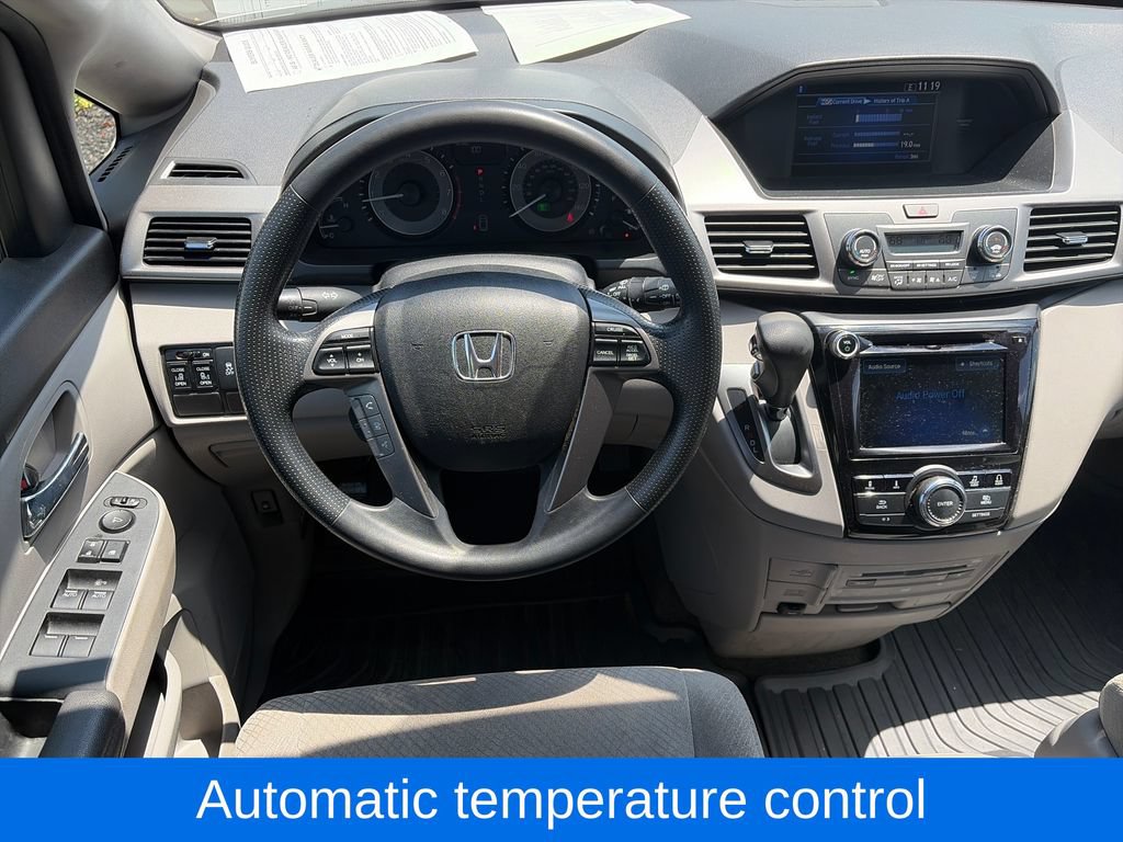 Used 2016 Honda Odyssey SE image 12