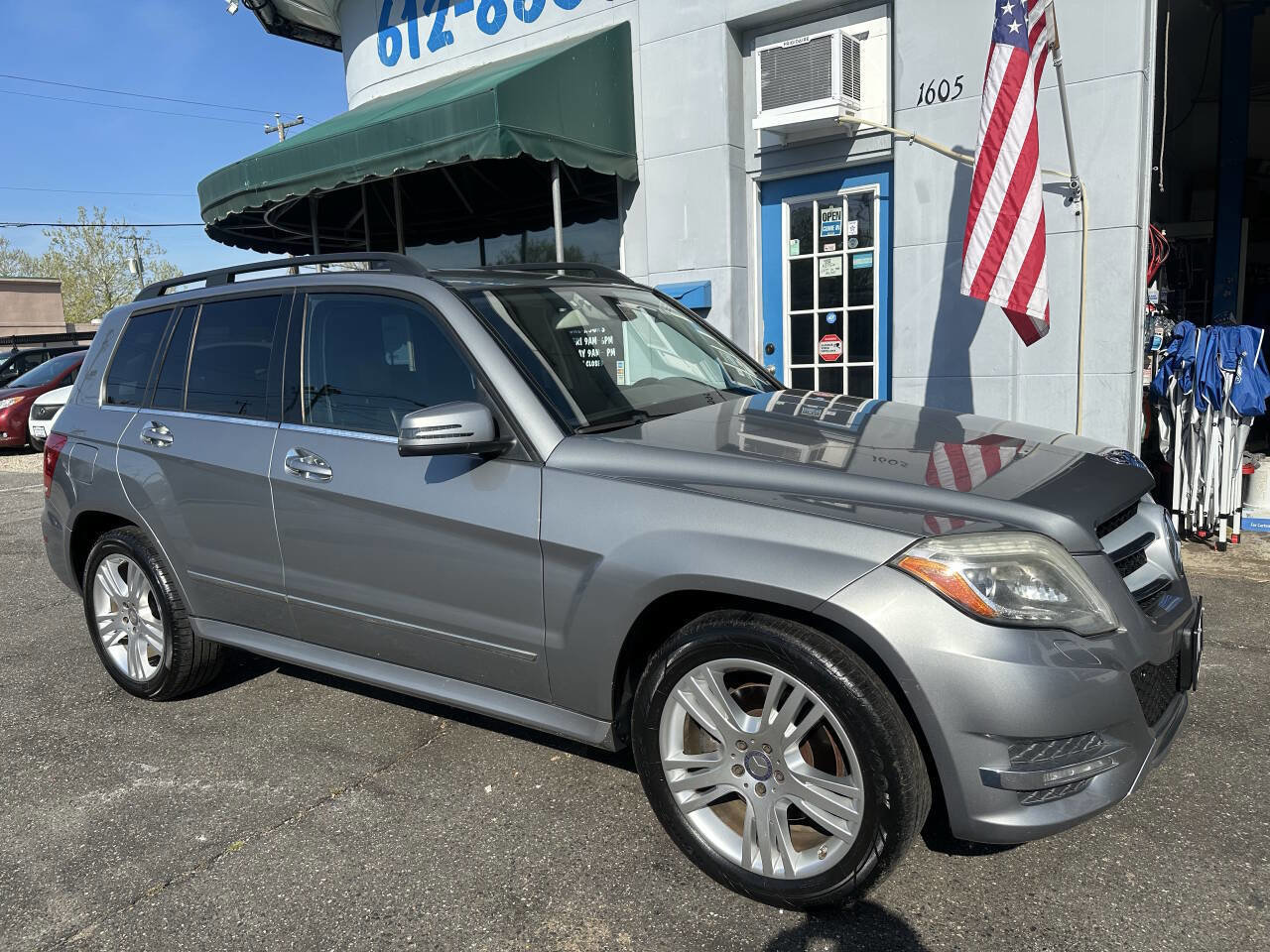 Used 2013 Mercedes-Benz GLK 350 4MATIC image 3