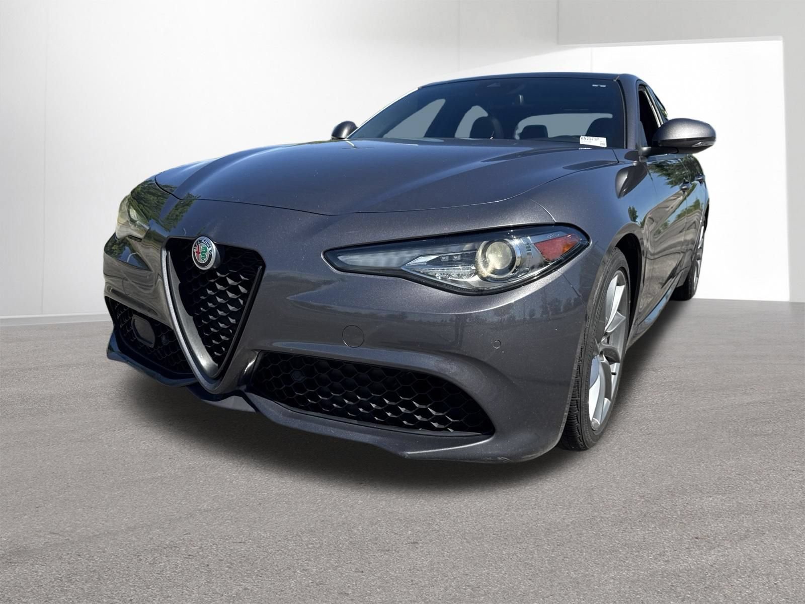 Used 2023 Alfa Romeo Giulia Sprint RWD image 34