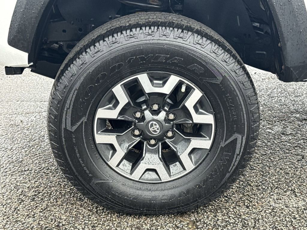 Used 2021 Toyota Tacoma 4x4 Double Cab image 10
