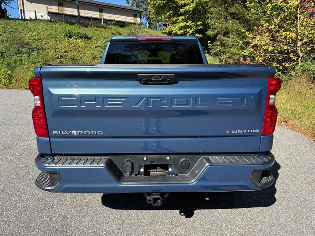 Used 2024 Chevrolet Silverado 1500 Custom image 7