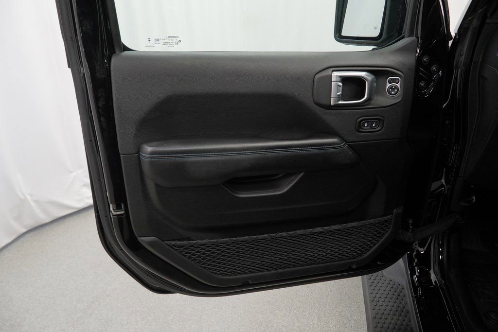 Used 2024 Jeep Wrangler High Altitude image 40
