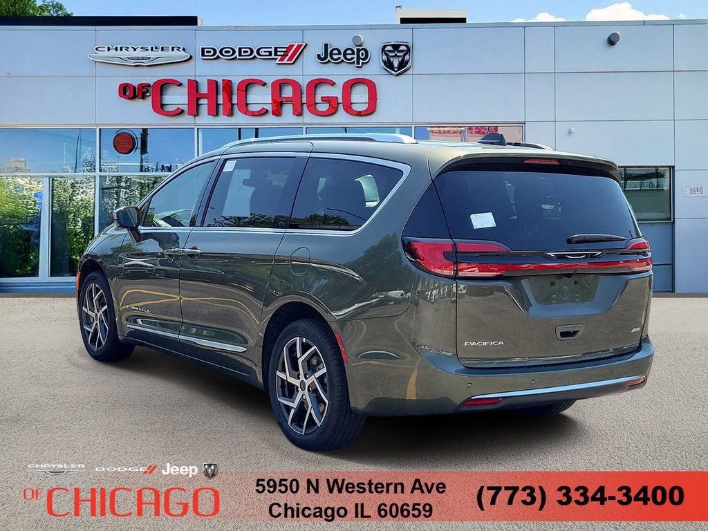 New 2027 Chrysler Pacifica Pinnacle w/ Theater Group AWD/4WD image 3