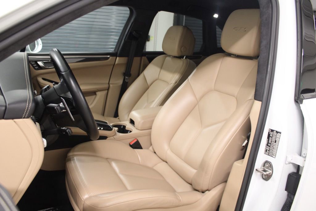 Certified 2020 Porsche Macan GTS AWD/4WD image 5
