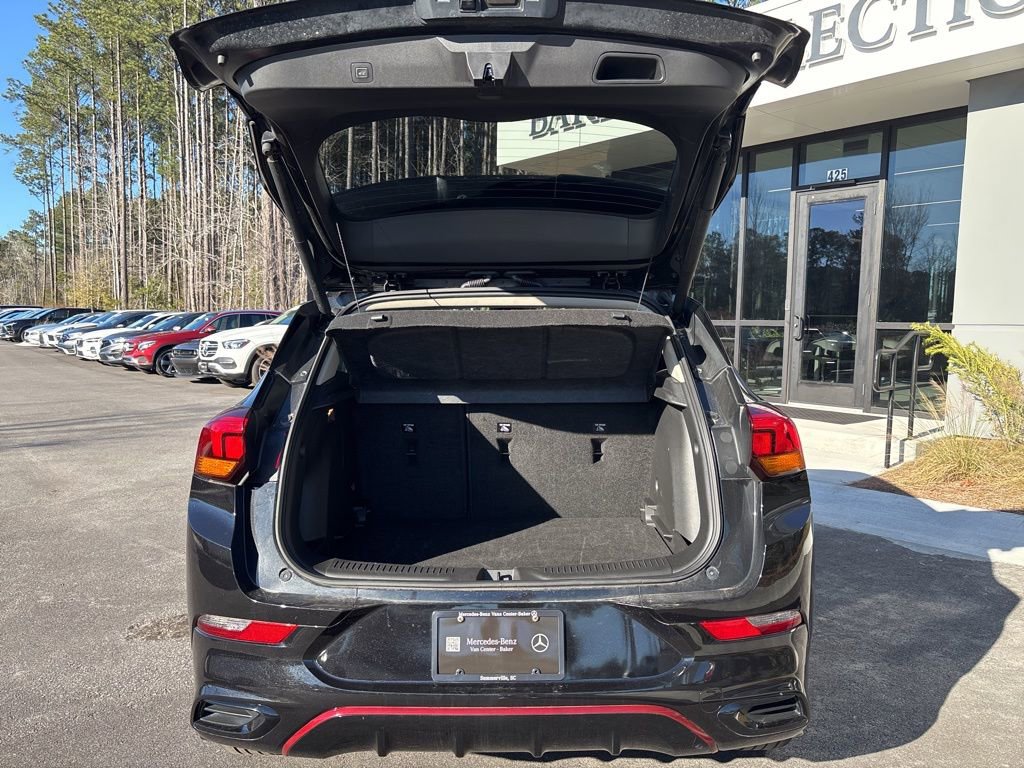 Used 2023 Buick Encore GX Select w/ Sport Touring Package image 17