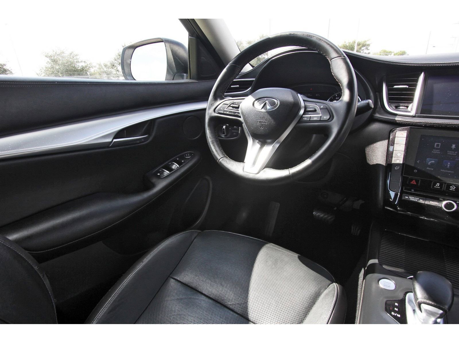 Used 2019 INFINITI QX50 Essential w/ Proassist Package image 11