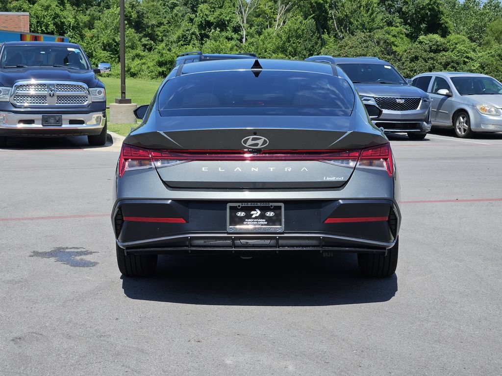 New 2026 Hyundai Elantra Limited FWD image 6