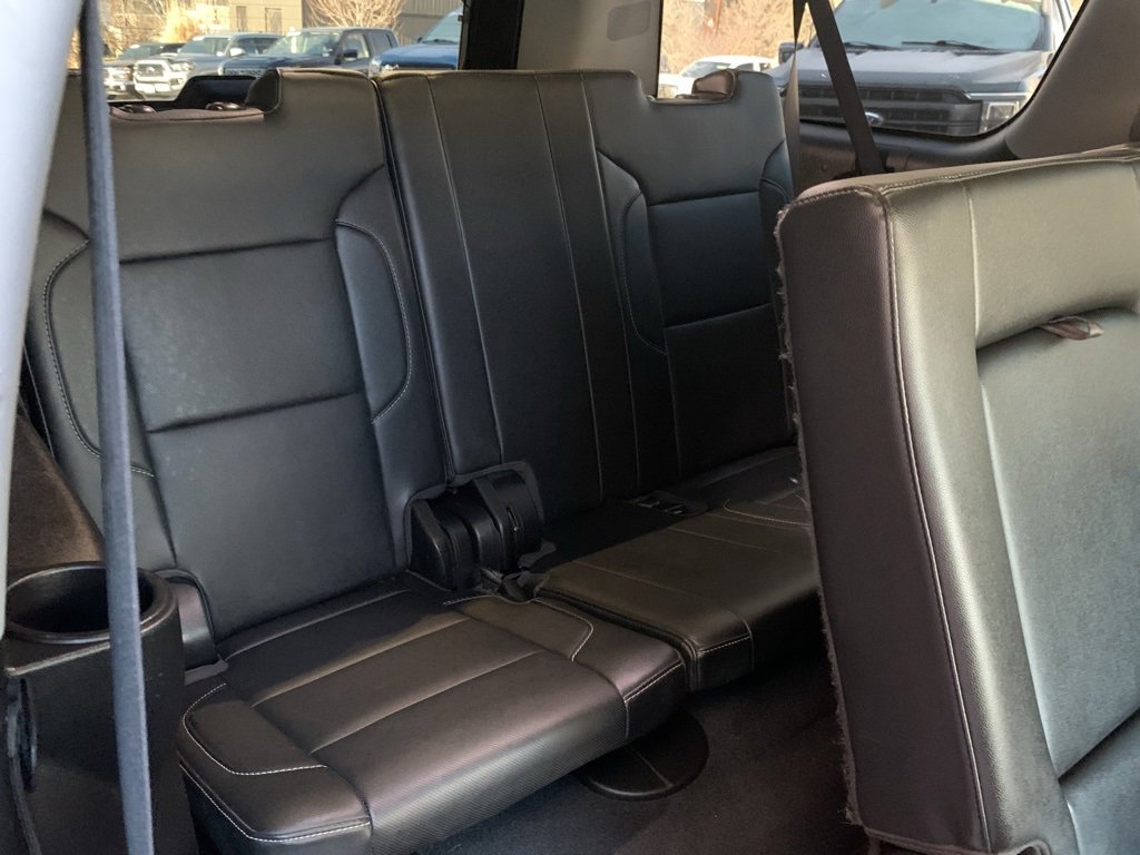 Used 2019 GMC Yukon XL SLT w/ Graphite Performance Edition image 32