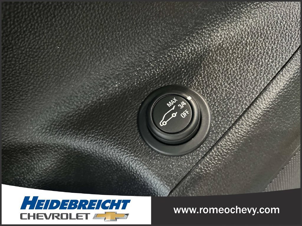 Certified 2020 Buick Envision Preferred FWD image 33