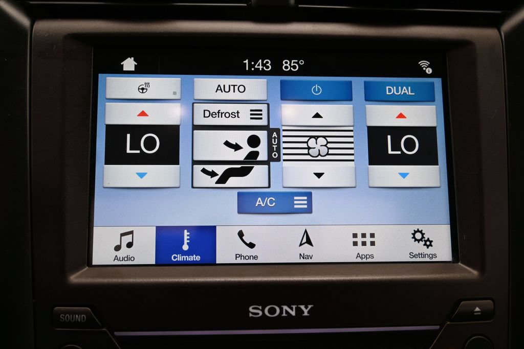 Used 2018 Ford Fusion Energi Titanium FWD image 23