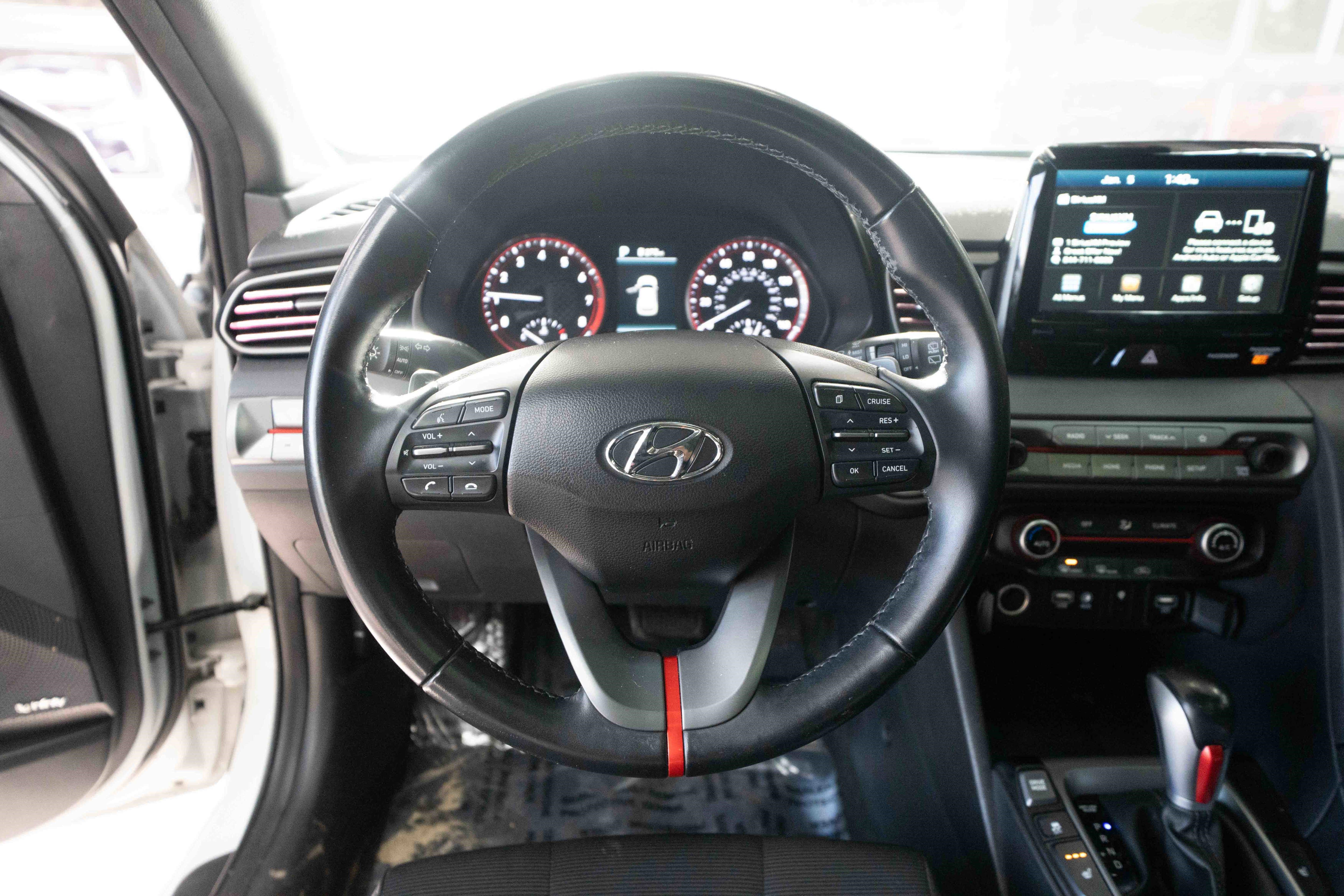 Used 2019 Hyundai Veloster 2.0 Premium image 21