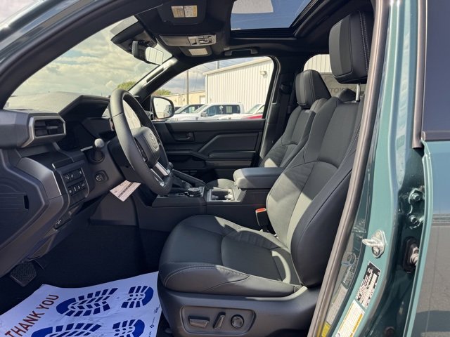 New 2025 Toyota 4Runner TRD Off-Road Premium image 18