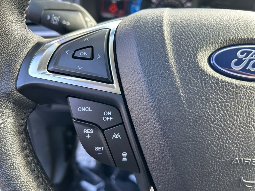 Used 2024 Ford Edge SEL AWD/4WD image 17