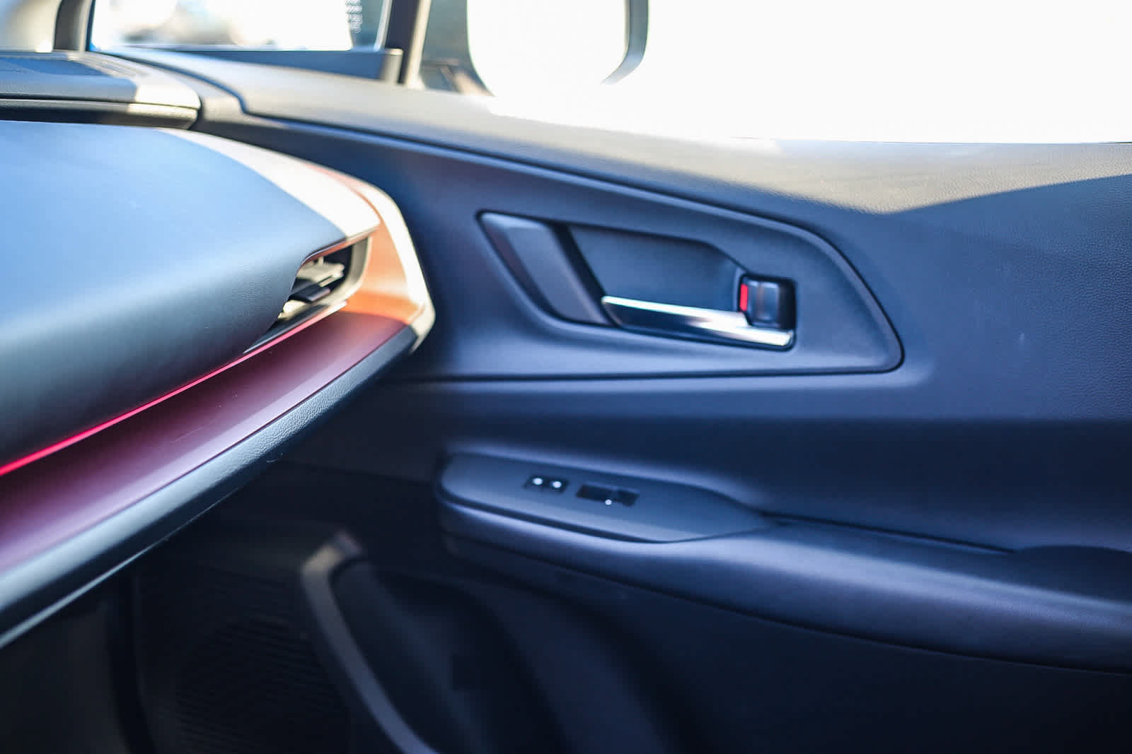 Used 2023 Toyota Prius Prime FWD image 18