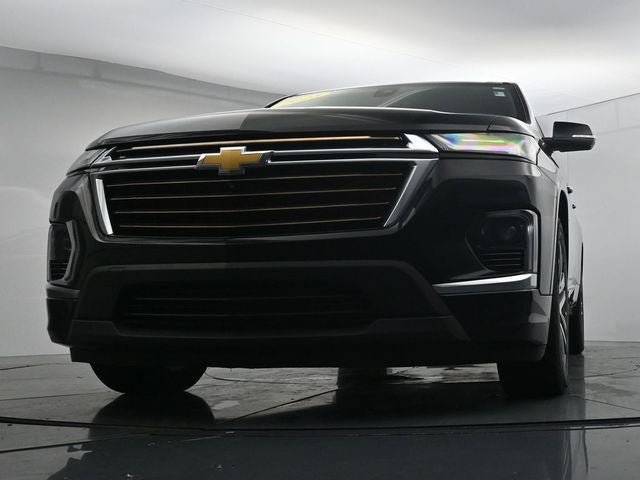 Used 2023 Chevrolet Traverse High Country AWD/4WD image 35