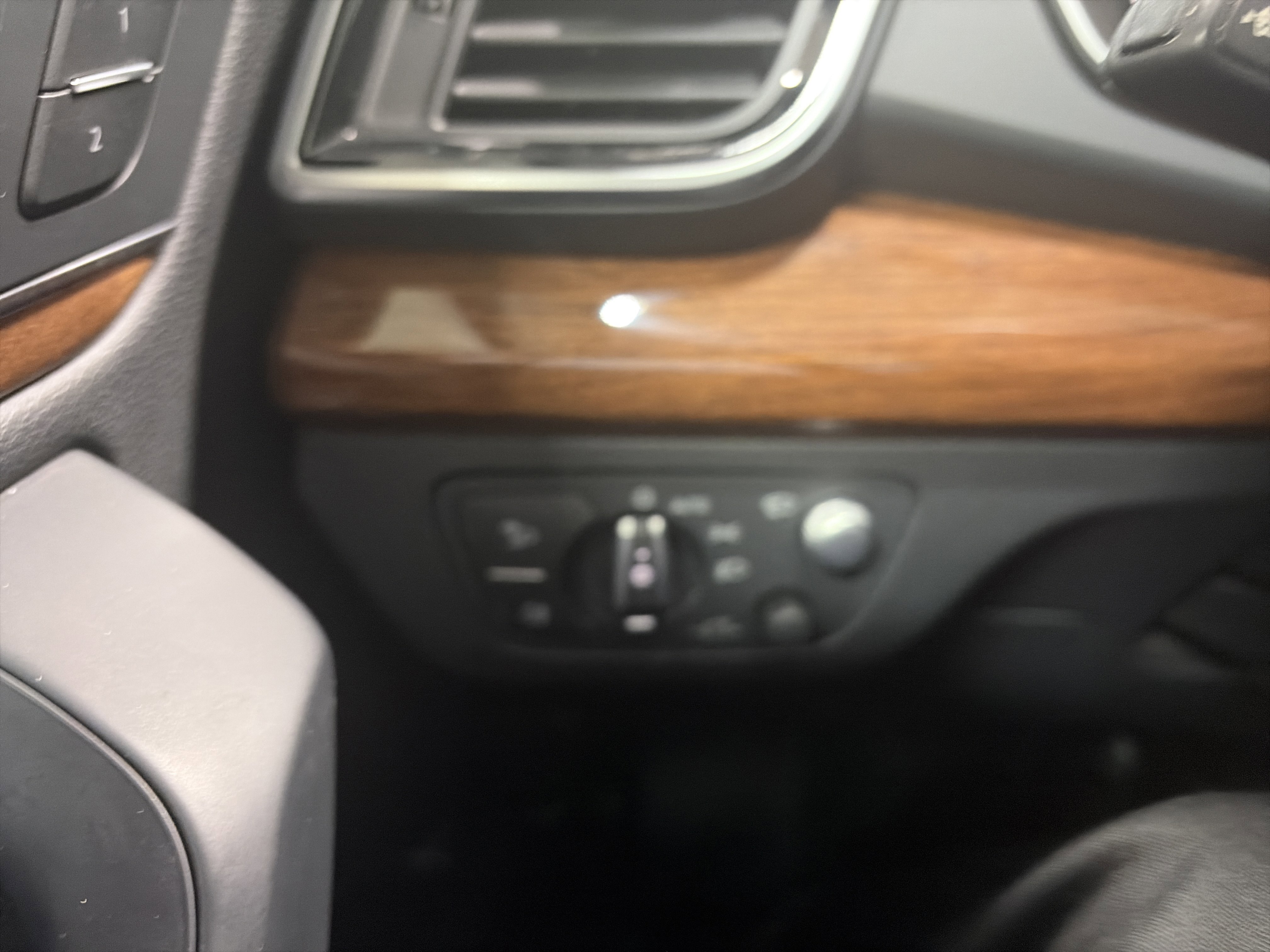 Used 2023 Audi Q5 2.0T Prestige w/ Prestige Package image 18