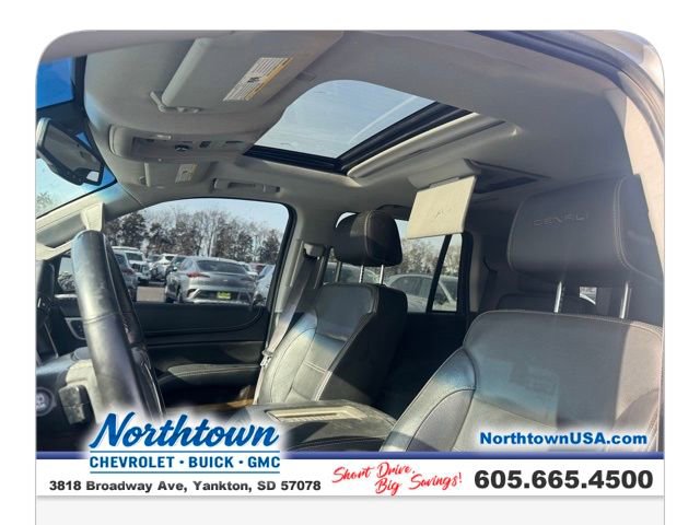 Used 2017 GMC Yukon Denali w/ Open Road Package image 34