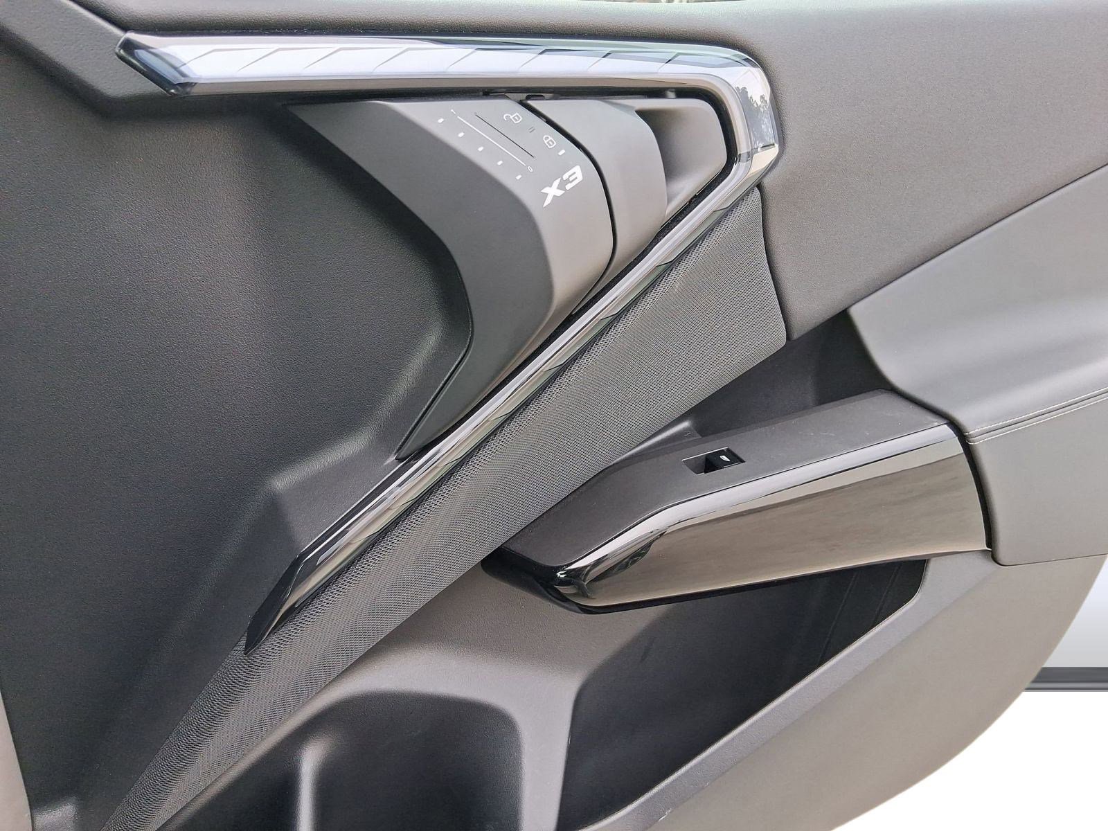 Used 2025 BMW X3 M50 image 28