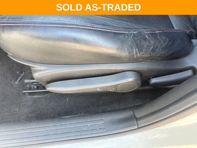 Used 2014 Nissan Juke SL FWD image 12