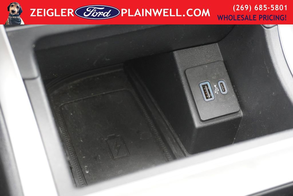 Used 2024 Ford Edge SEL w/ Convenience Package image 25