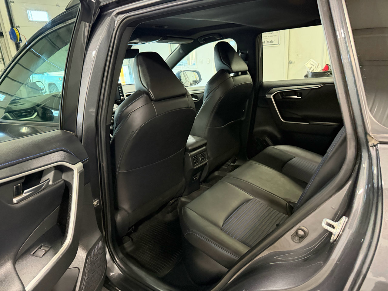 Used 2020 Toyota RAV4 XSE image 24