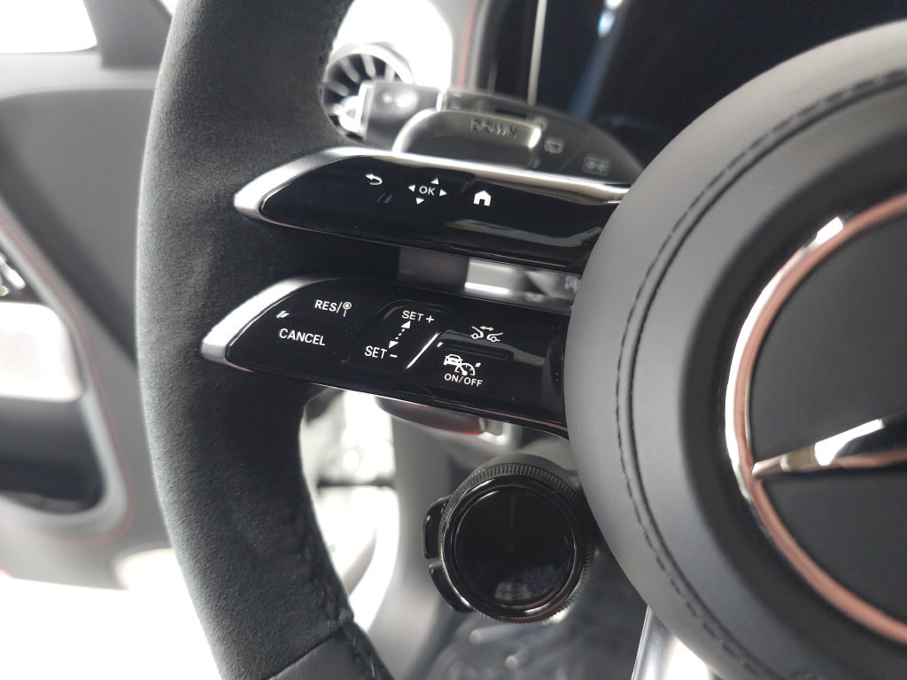 Used 2025 Mercedes-Benz G 63 AMG 4MATIC image 11