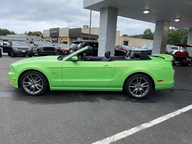 Used 2014 Ford Mustang GT Premium w/ Brembo Brake Package RWD image 16