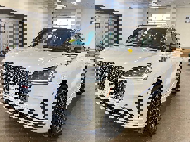 New 2025 Lincoln Aviator Black Label image 4