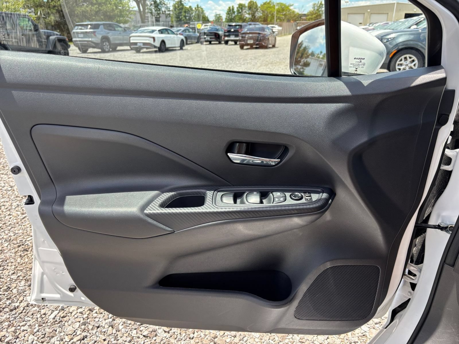 Used 2025 Nissan Versa SV FWD image 18