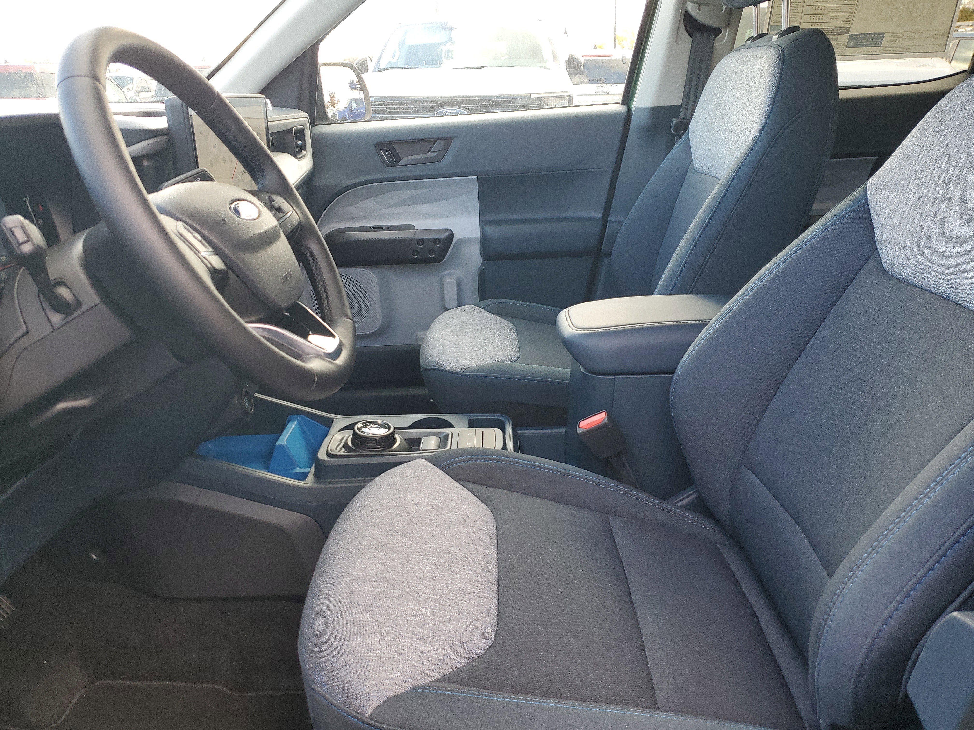 New 2025 Ford Maverick XLT w/ XLT Luxury Package image 18