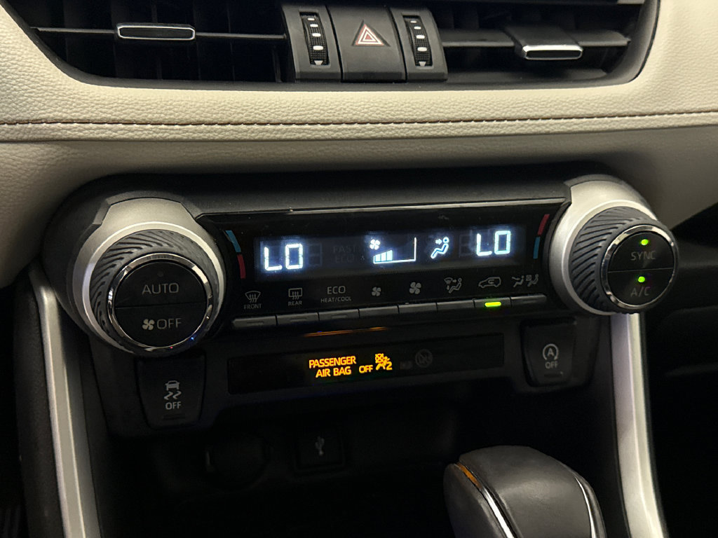 Used 2020 Toyota RAV4 XLE Premium FWD image 25