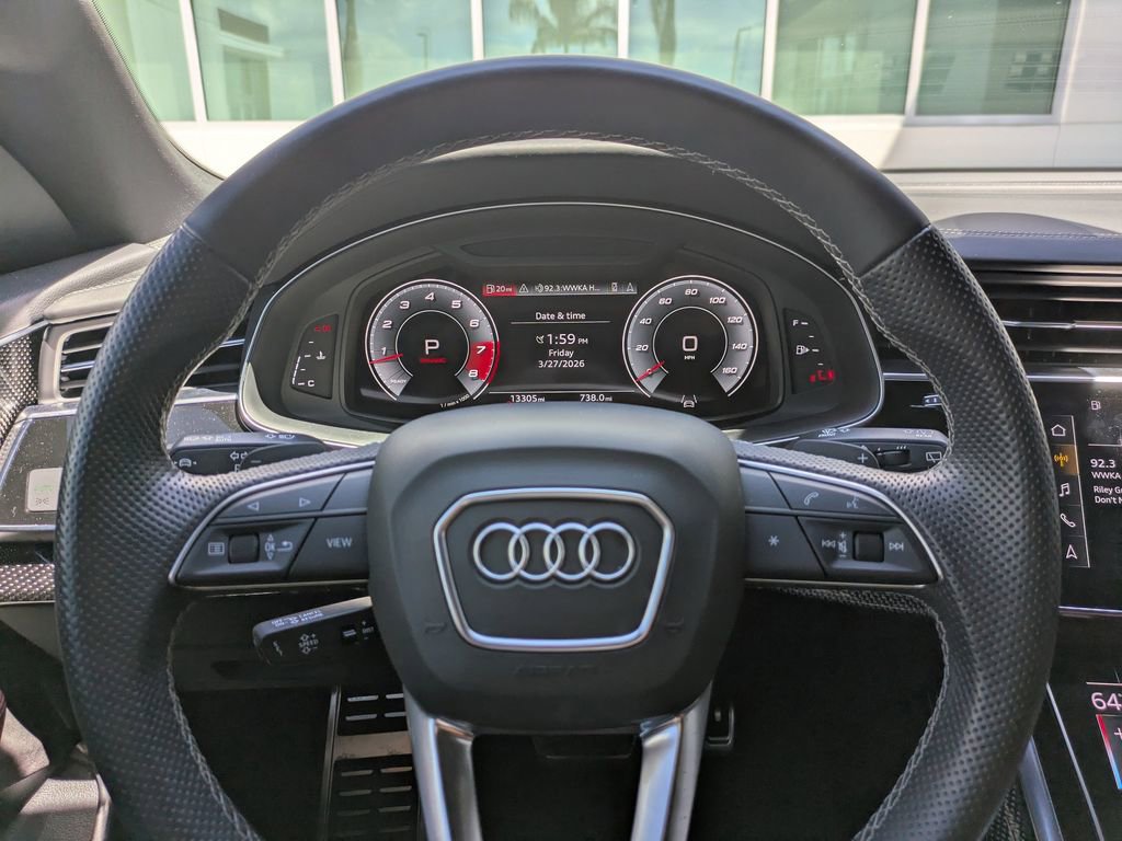 Used 2022 Audi SQ8 Premium Plus w/ Executive Package image 31