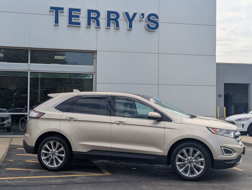 Used 2018 Ford Edge Titanium w/ Equipment Group 301A AWD/4WD image 2