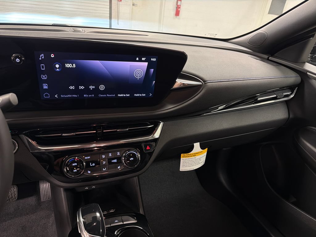 New 2026 Buick Envista Sport Touring w/ Convenience I Package FWD image 29