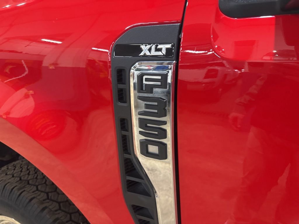 Used 2023 Ford F350 XLT AWD/4WD image 12