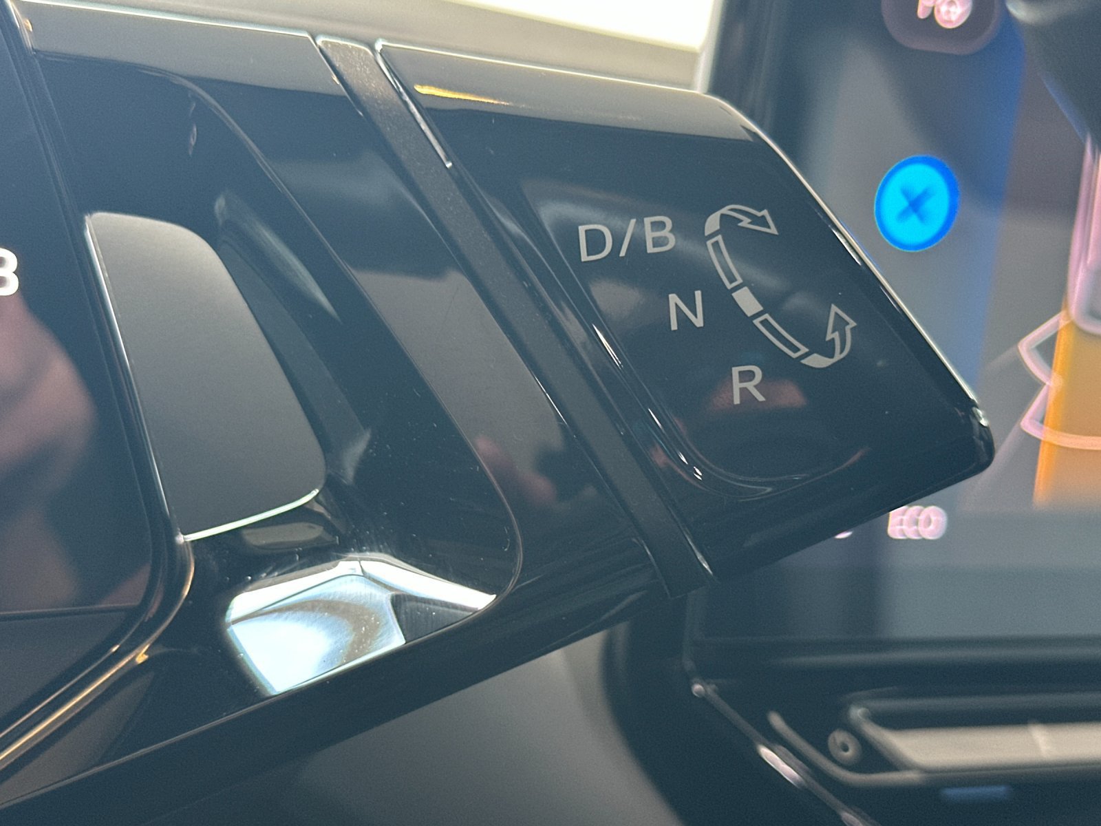 Used 2023 Volkswagen ID.4 Pro RWD image 22