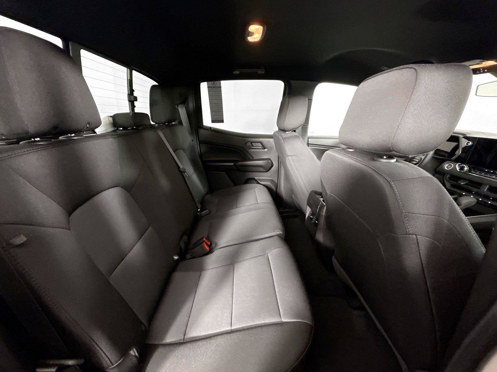 Used 2026 Chevrolet Colorado Trail Boss AWD/4WD image 39