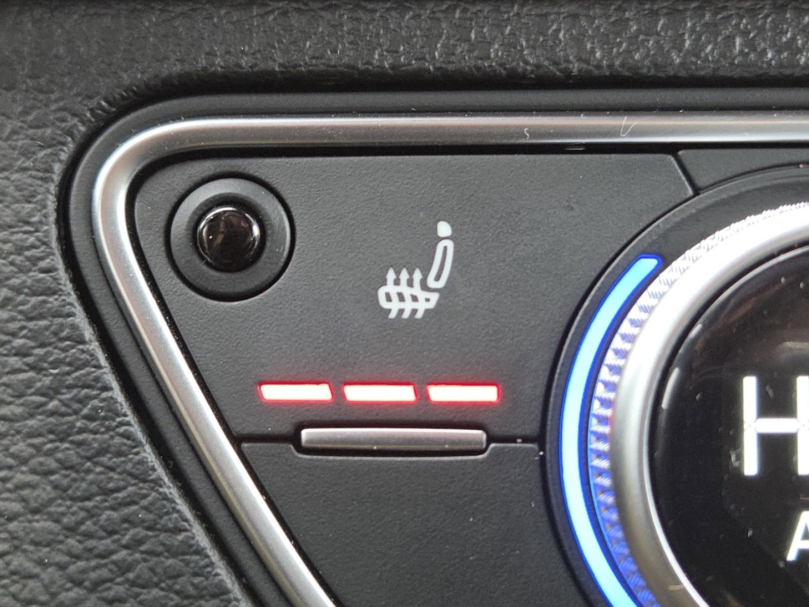 Used 2023 Audi Q5 2.0T Premium w/ Convenience Package image 6