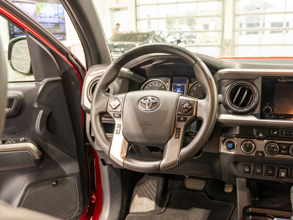 Used 2019 Toyota Tacoma Limited AWD/4WD image 20