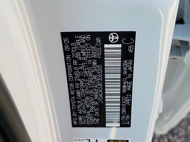 New 2026 Toyota Prius Plug-In Hybrid FWD image 27