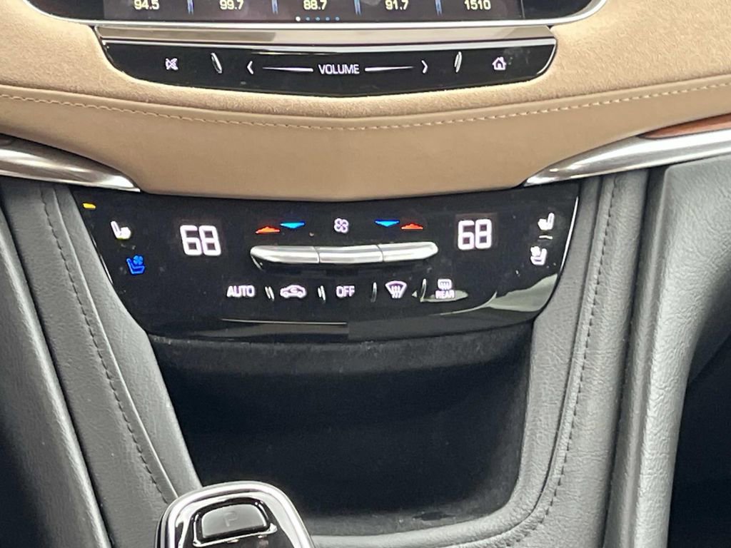 Used 2017 Cadillac XT5 Platinum w/ Driver Assist Package image 17