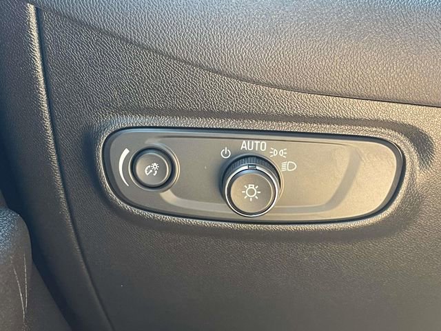 Certified 2024 Chevrolet Equinox LS w/ LS Convenience Package FWD image 23
