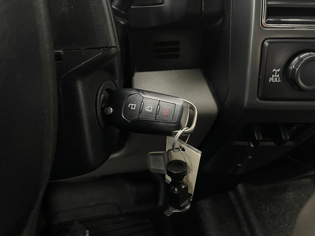 Used 2021 Ford F250 XLT w/ FX4 Off-Road Package image 17